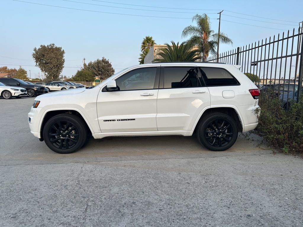 2020 Jeep Grand Cherokee Altitude 2