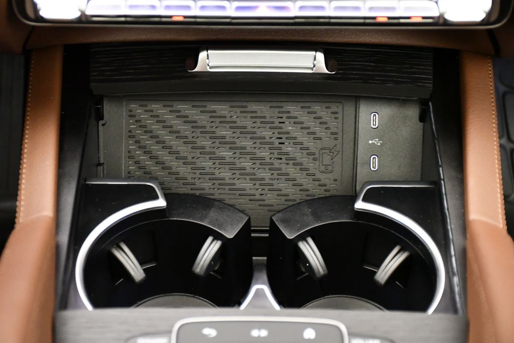 Thumbnail: 2026 Mercedes-Benz GLE - 30