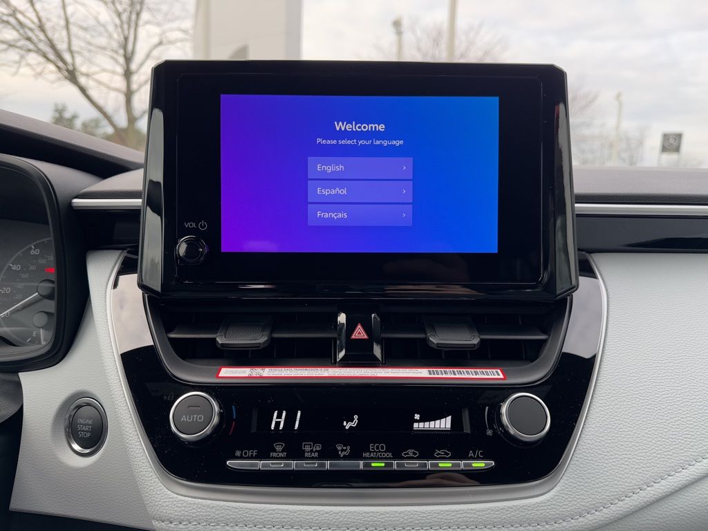 2025 Toyota Corolla SE photo