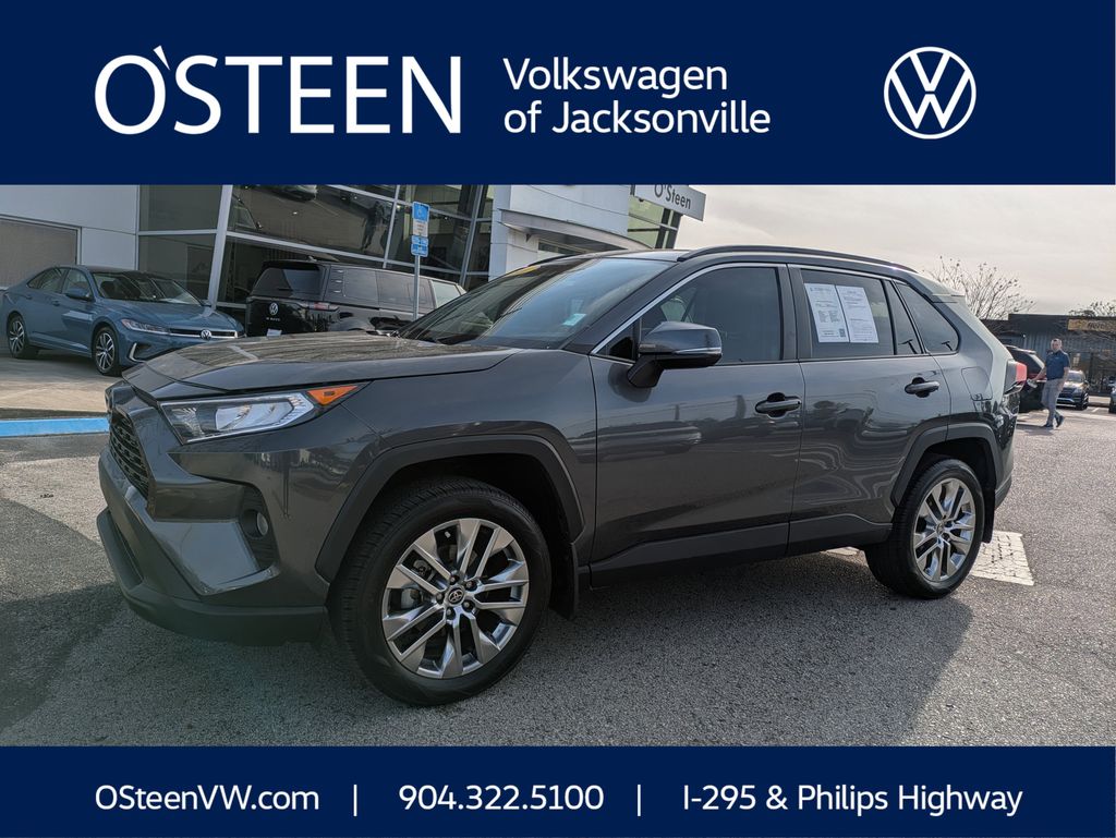 2021 Toyota RAV4 XLE Premium FWD