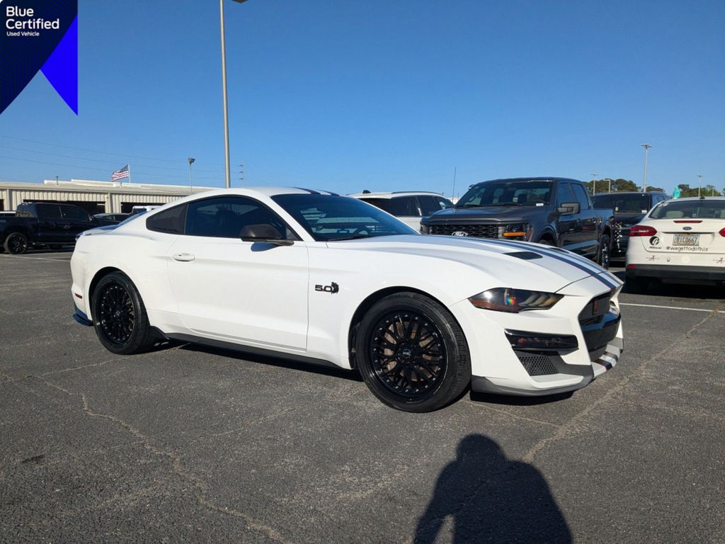 2022 Ford Mustang GT Premium Fastback RWD