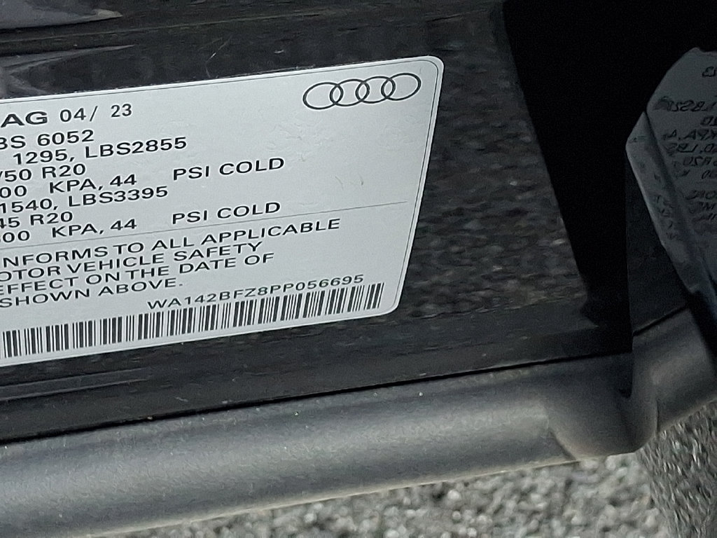 Thumbnail: 2023 Audi Q4 e-tron - 26