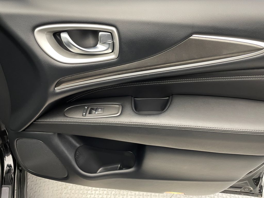 Thumbnail: 2020 INFINITI QX60 - 15