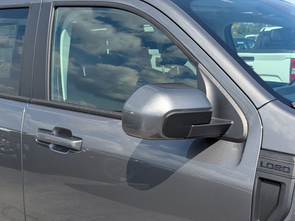 2025 Ford Maverick Lobo Standard