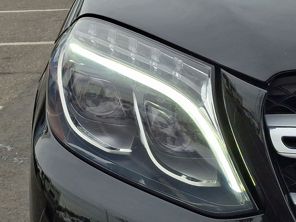 Thumbnail: 2019 Mercedes-Benz GLS - 9