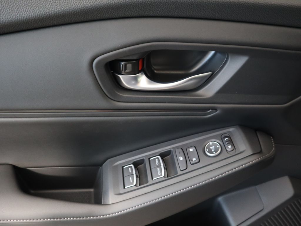 Thumbnail: 2025 Honda Accord - 24