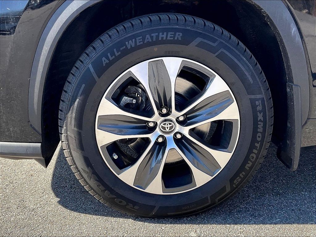 2021 Toyota Highlander — photo 7