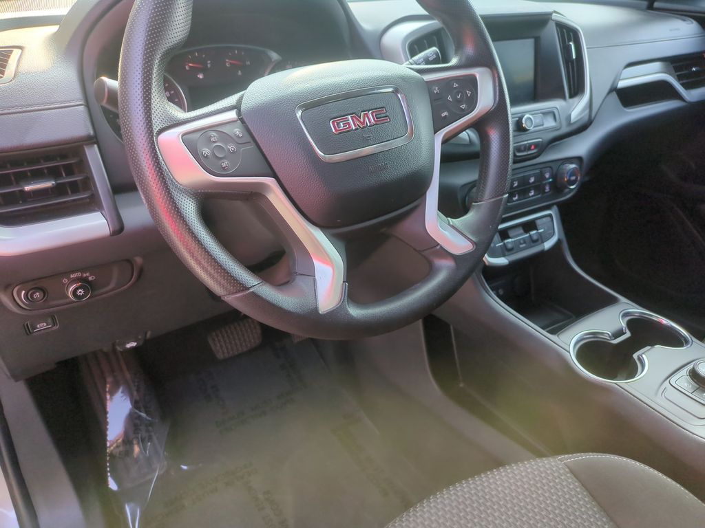 2024 GMC Terrain FWD SLE