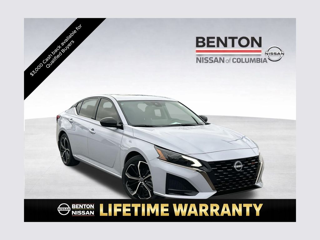 2025 Nissan Altima 2.5 SR FWD