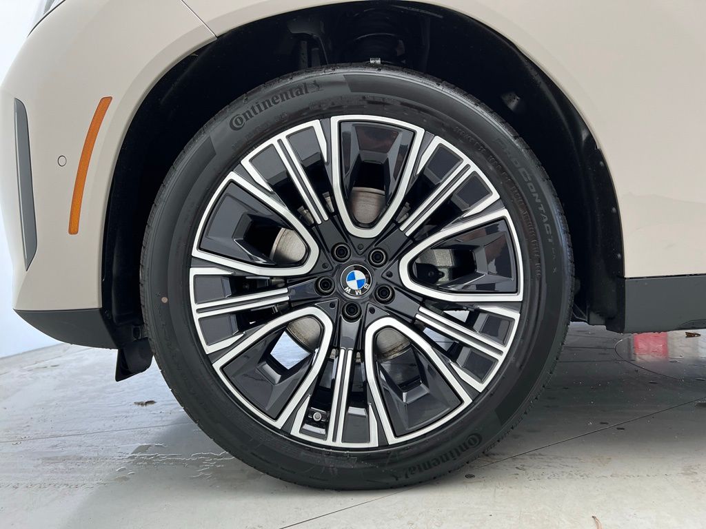 Thumbnail: 2026 BMW X3 - 21