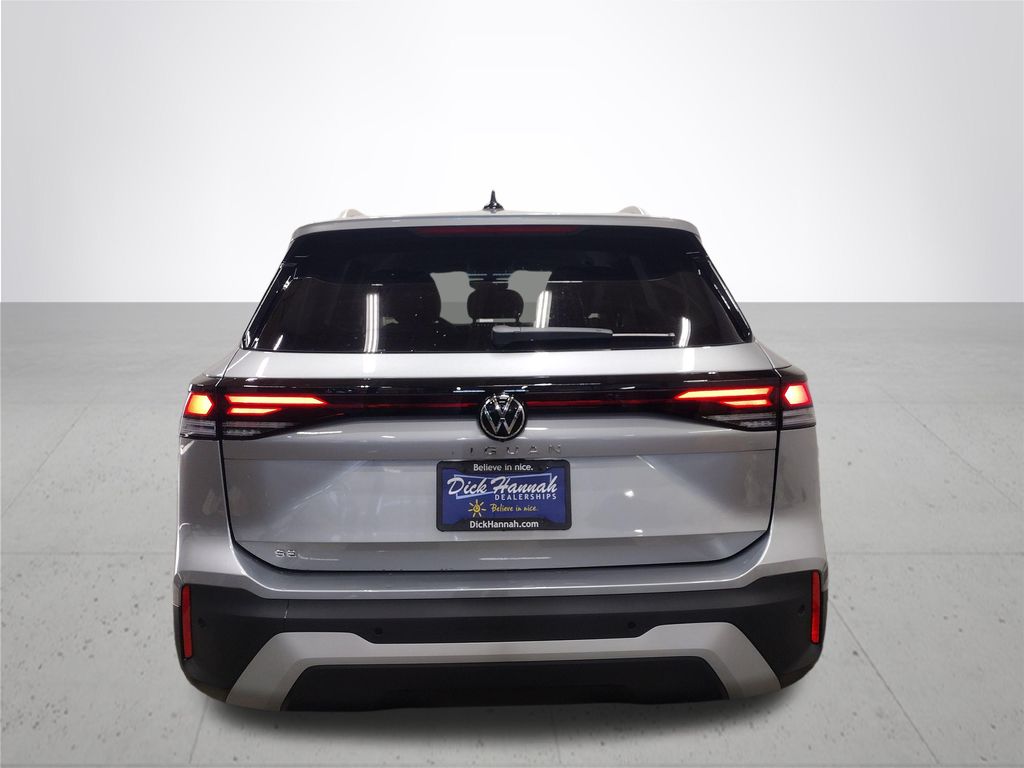2025 Volkswagen Tiguan 2.0T SE