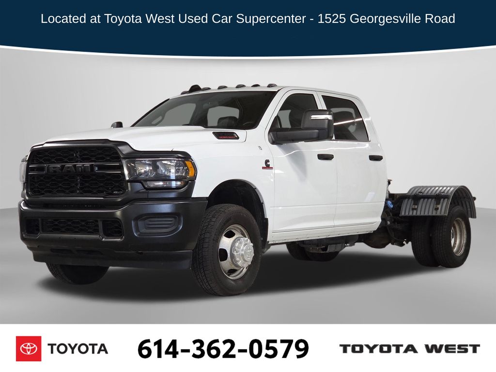 2024 RAM 3500 Chassis Tradesman Crew Cab LB DRW RWD