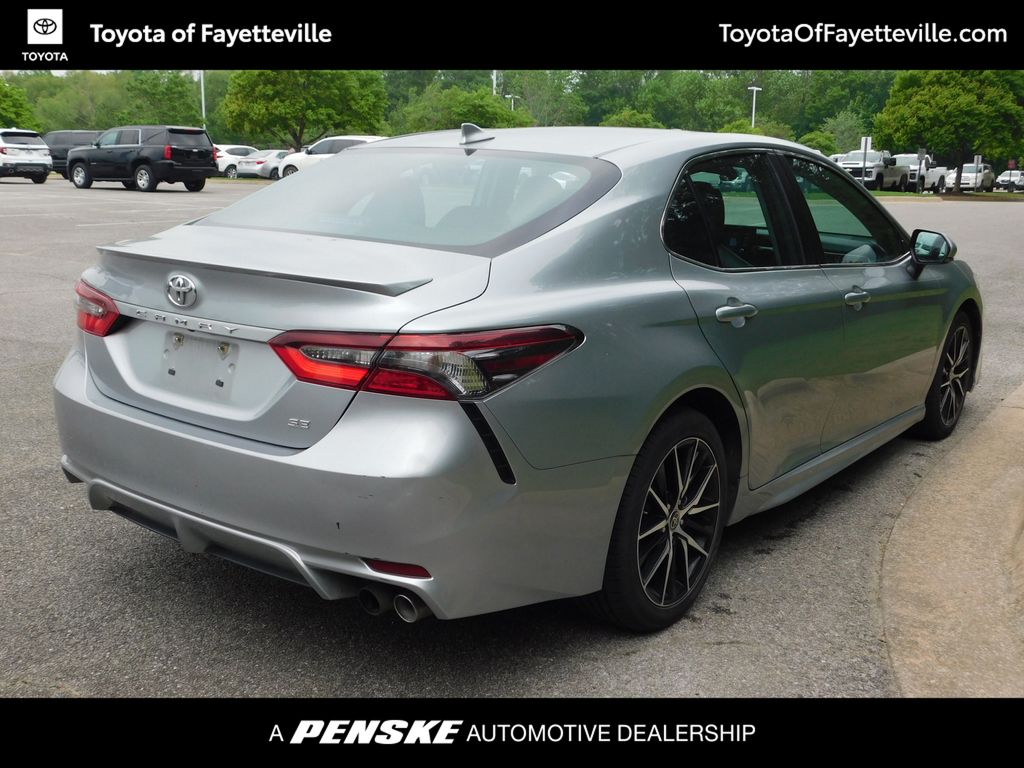 2023 Toyota Camry SE 10