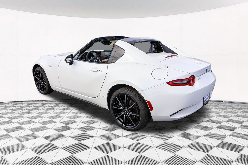 2024 Mazda MX-5 Miata RF Grand Touring 37