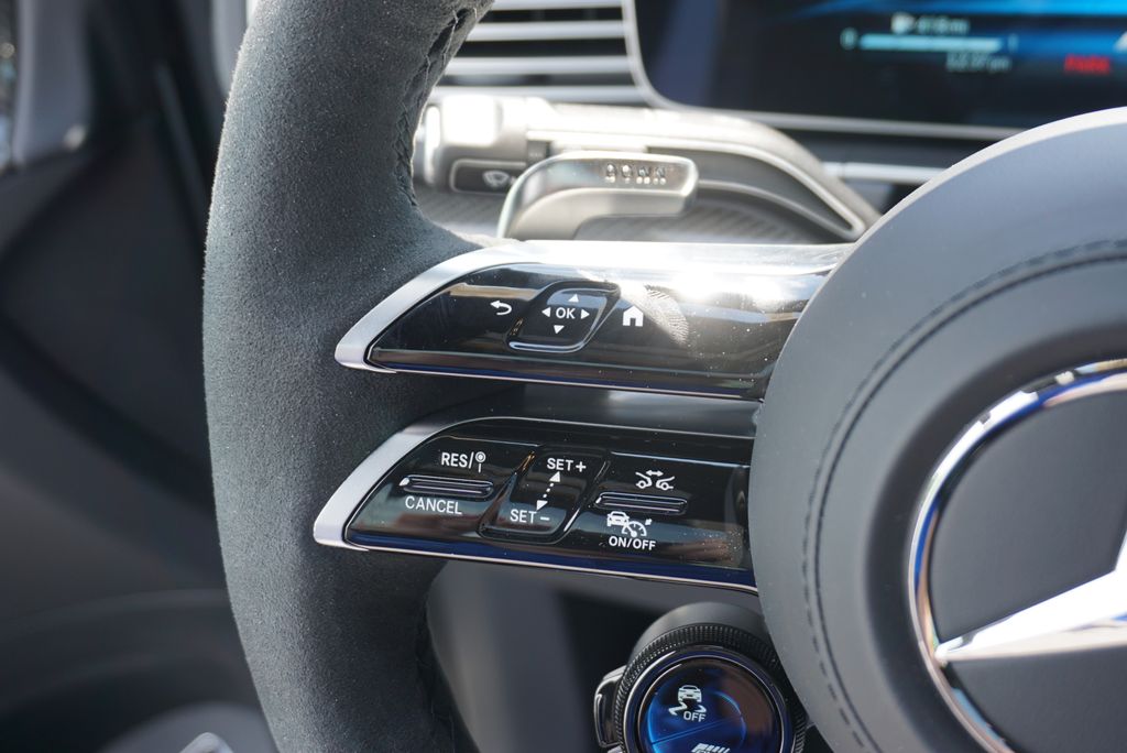 Thumbnail: 2026 Mercedes-Benz GLE - 31