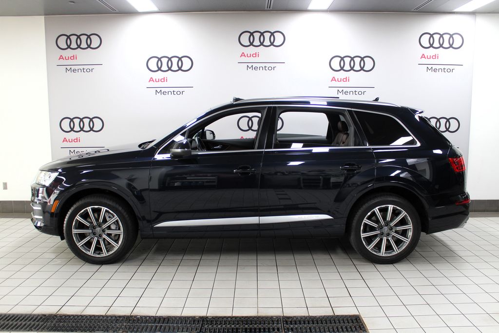 Thumbnail: 2017 Audi Q7 - 3