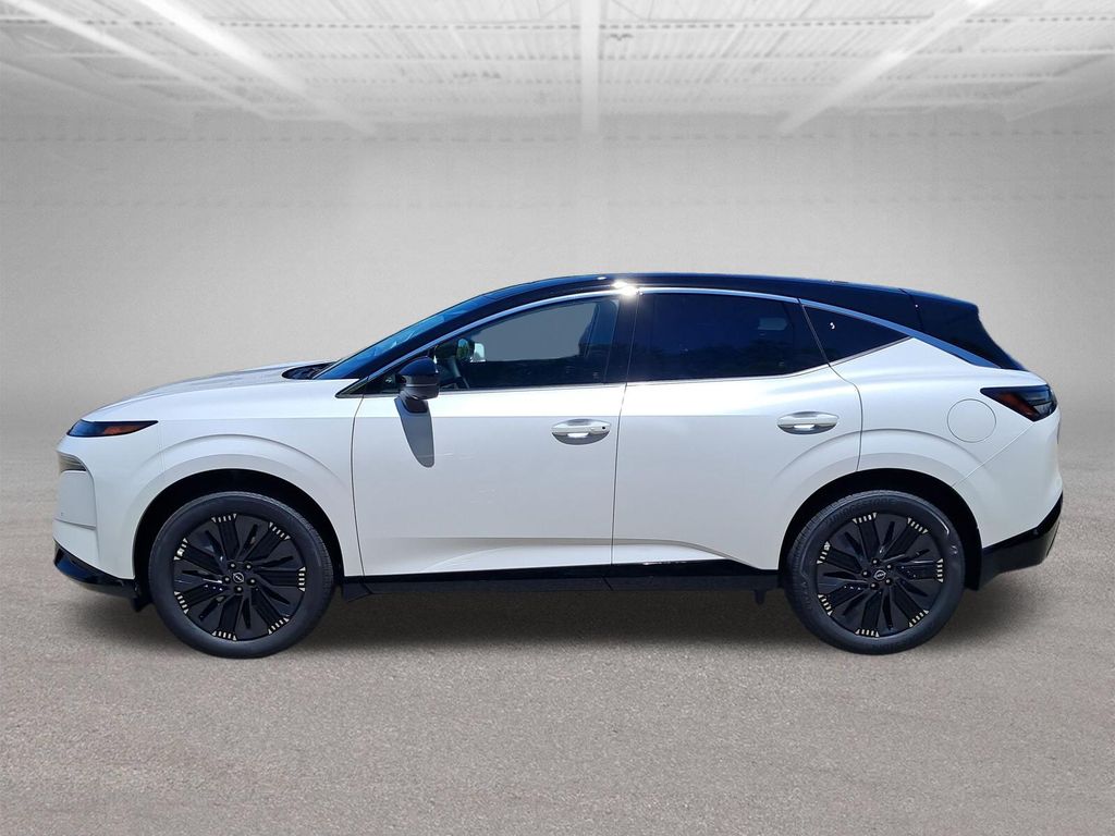 New 2026 White Nissan Platinum image 2