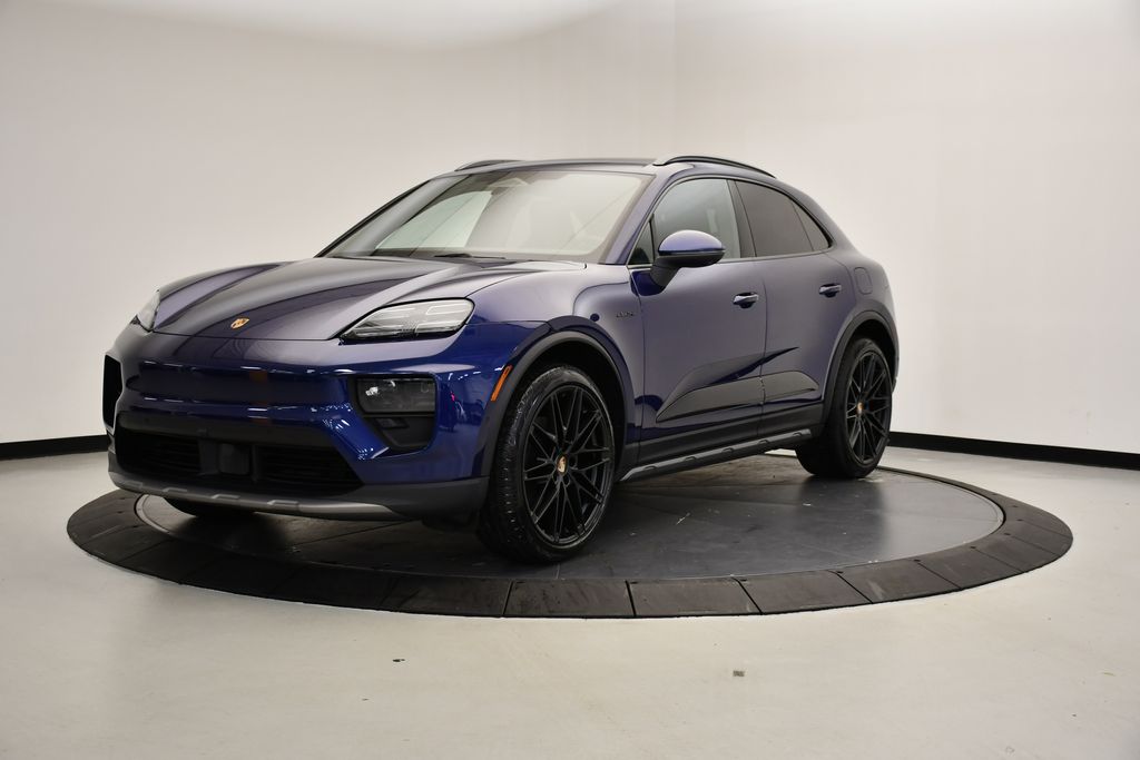 Thumbnail: 2025 Porsche Macan - 1