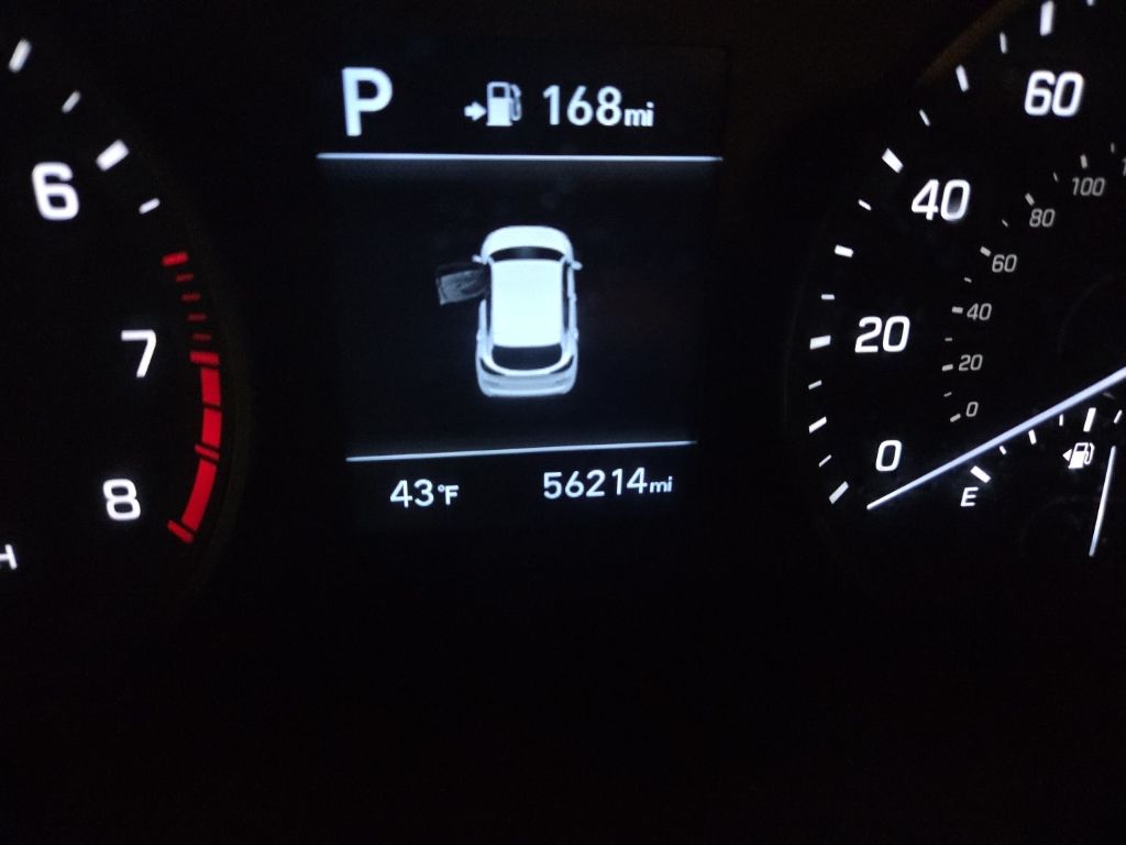 Thumbnail: 2021 Hyundai Tucson - 9