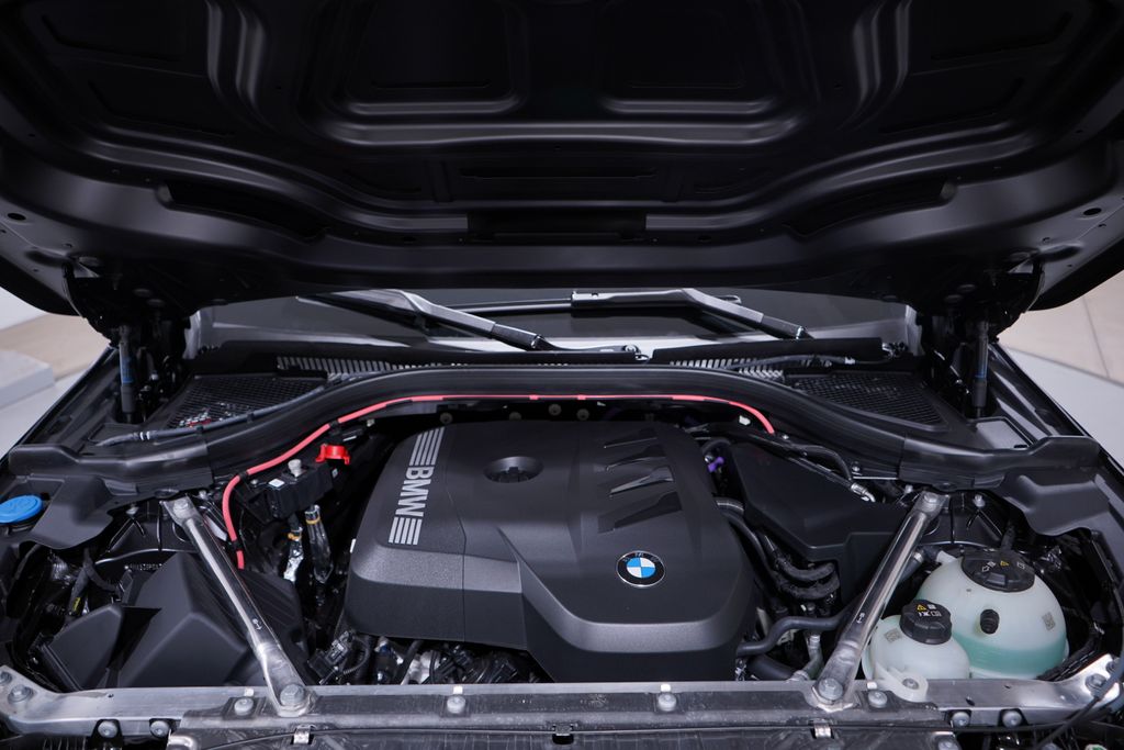 Thumbnail: 2026 BMW X3 - 15