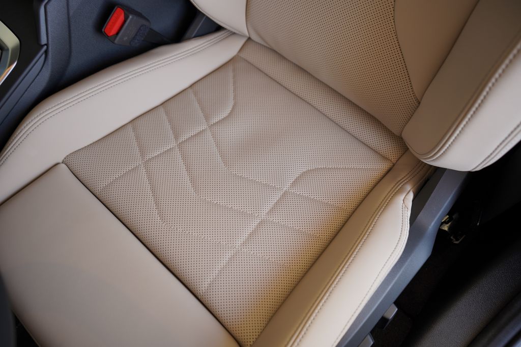 Thumbnail: 2026 BMW 2 Series - 11