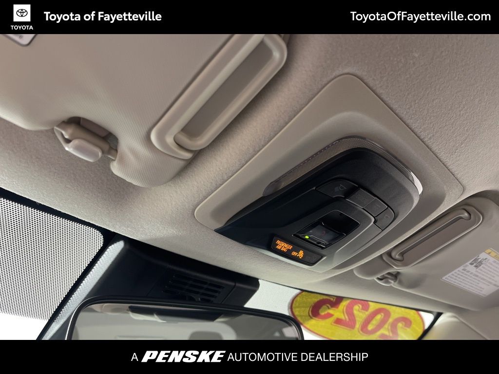 Thumbnail: 2025 Toyota Corolla - 22