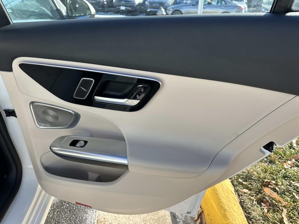 Thumbnail: 2025 Mercedes-Benz C-Class - 24