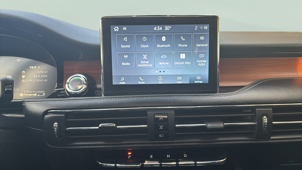 Used 2021 Silver Lincoln Reserve image 15