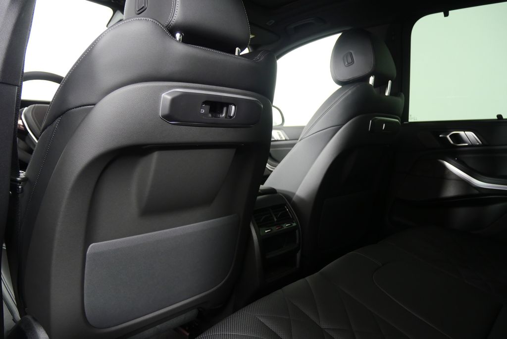 2026 BMW X5 xDrive50e 16