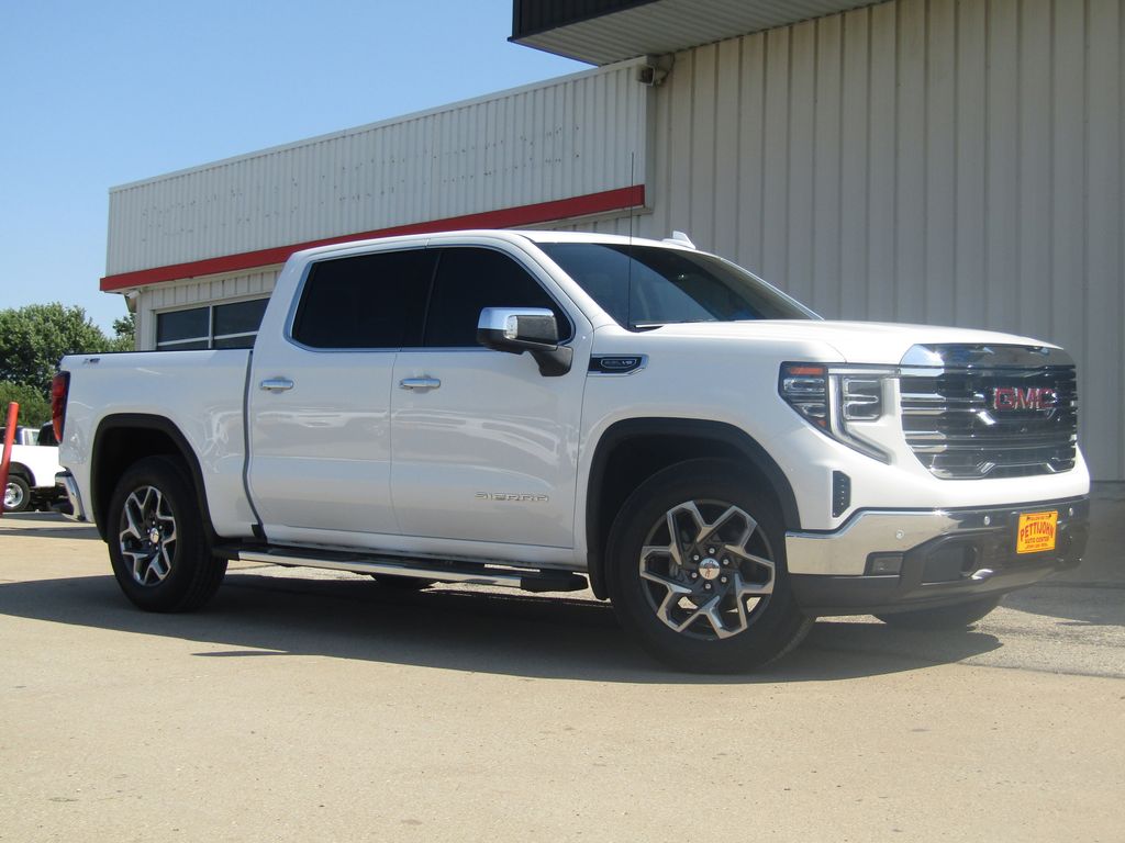 2024 GMC Sierra 1500 SLT Crew Cab 4WD