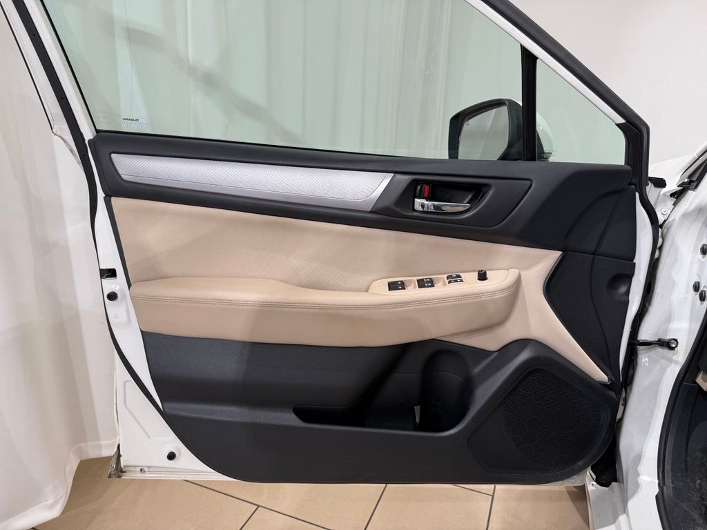 Thumbnail: 2015 Subaru Legacy - 14