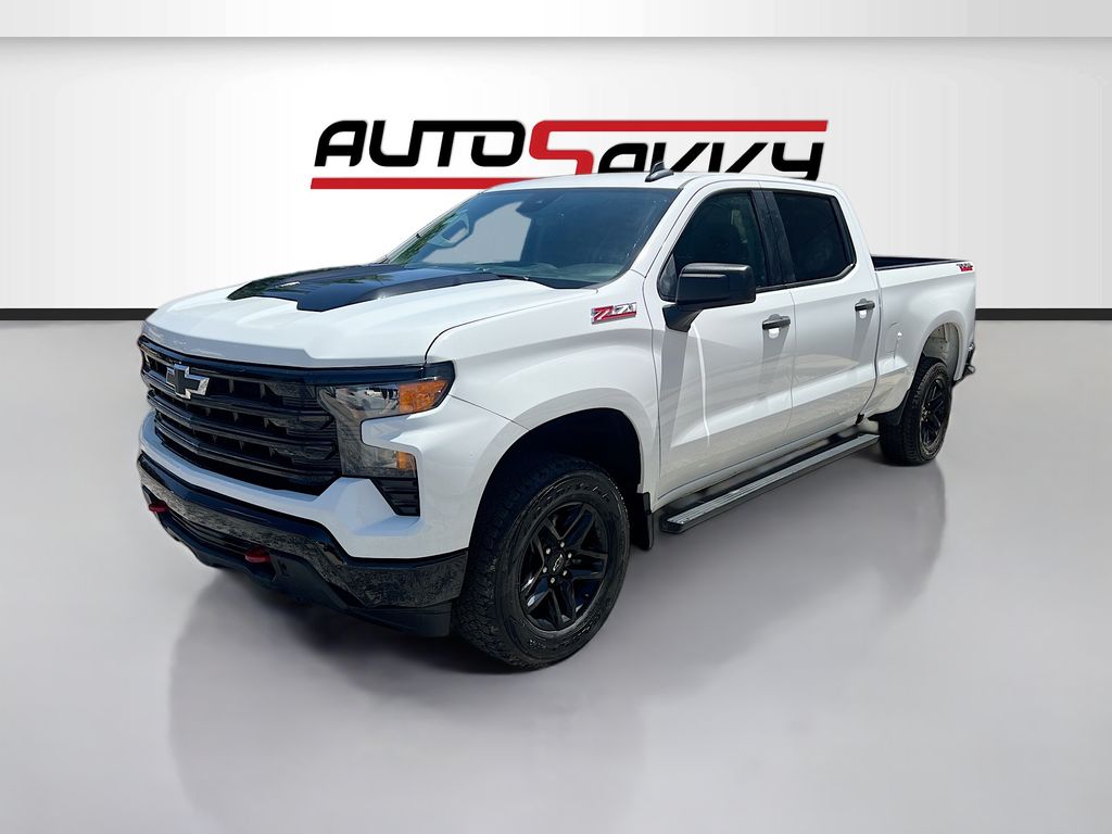 Used 2022 White Chevrolet Custom Trail Boss image 3