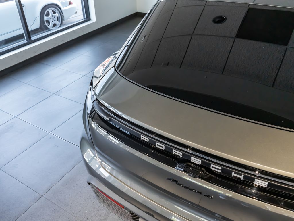 Certified Used 2024  Porsche 4 image 35