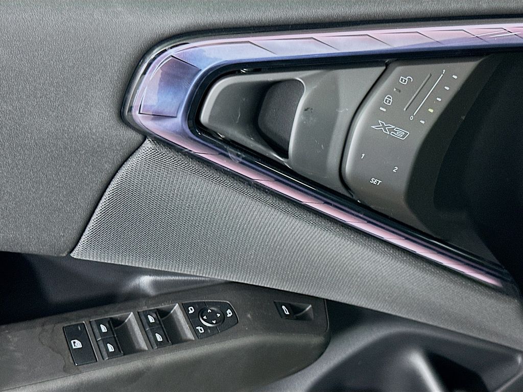 Thumbnail: 2025 BMW X3 - 20