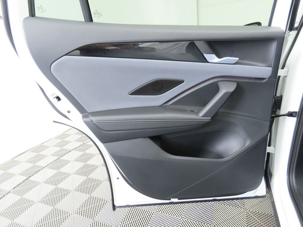 Thumbnail: 2026 Volkswagen Tiguan - 26