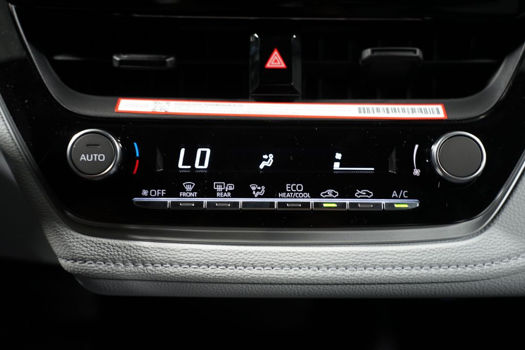 2025 Toyota Corolla SE 20