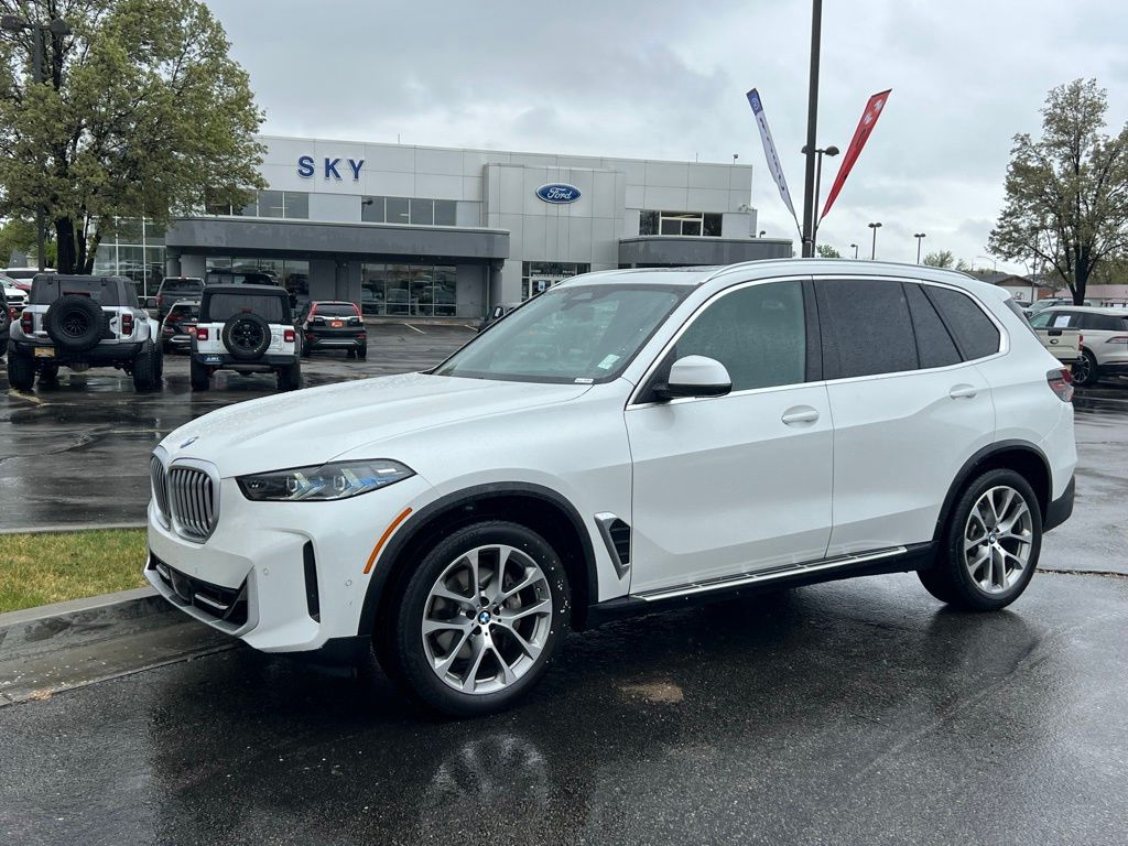 Mineral White Metallic 2024 BMW X5 xDrive40i AWD SUV / Crossover All-Wheel Drive 8-Speed Automatic