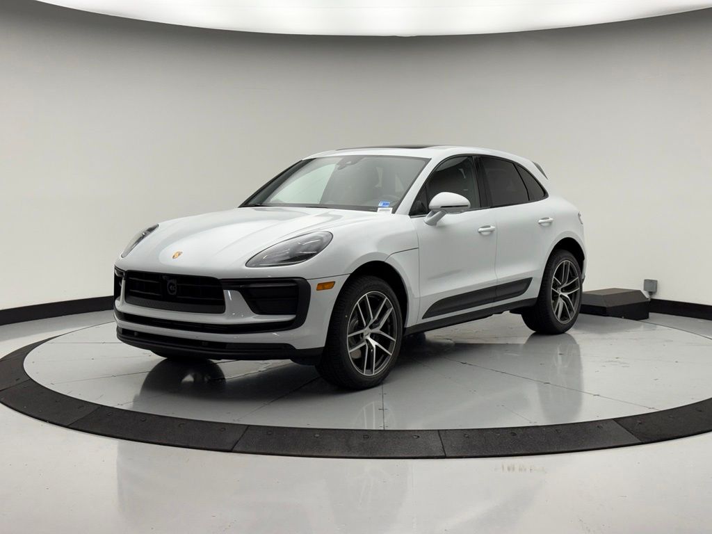Thumbnail: 2026 Porsche Macan - 1
