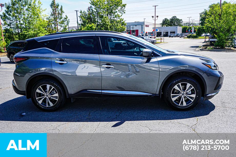 Used 2024 Gray Nissan SV image 9