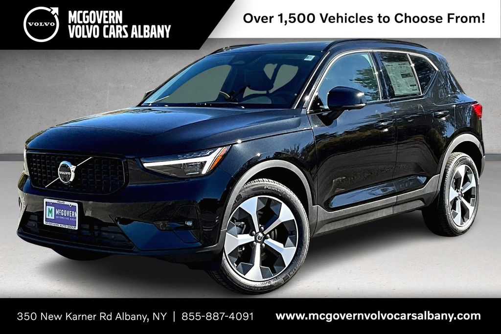 Onyx Black 2026 Volvo XC40 SUV / Crossover All-Wheel Drive Automatic
