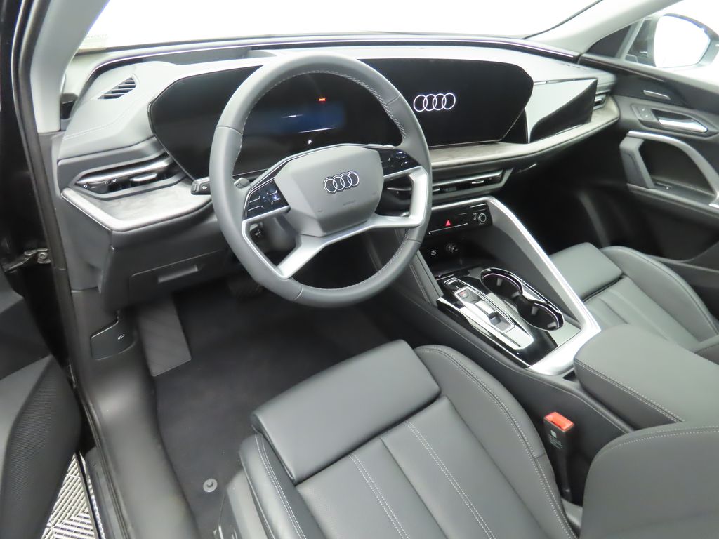 2025 Audi Q5 Premium 10