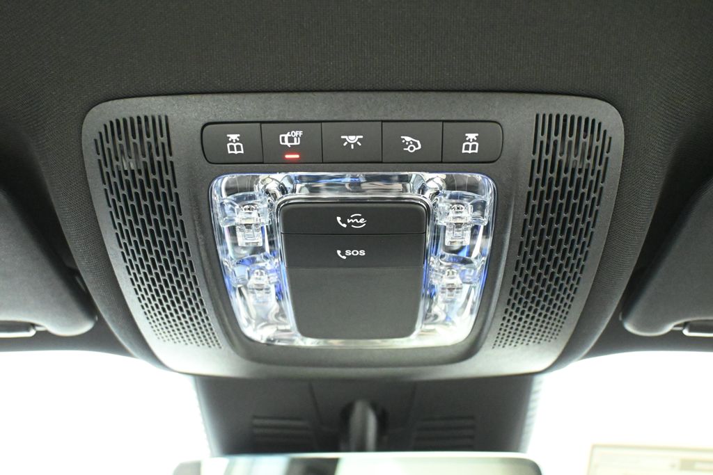 2025 Mercedes-Benz GLB 250 16