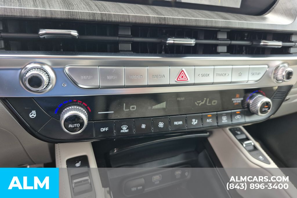 Used 2025 Ebony Black Kia SX-Prestige image 31