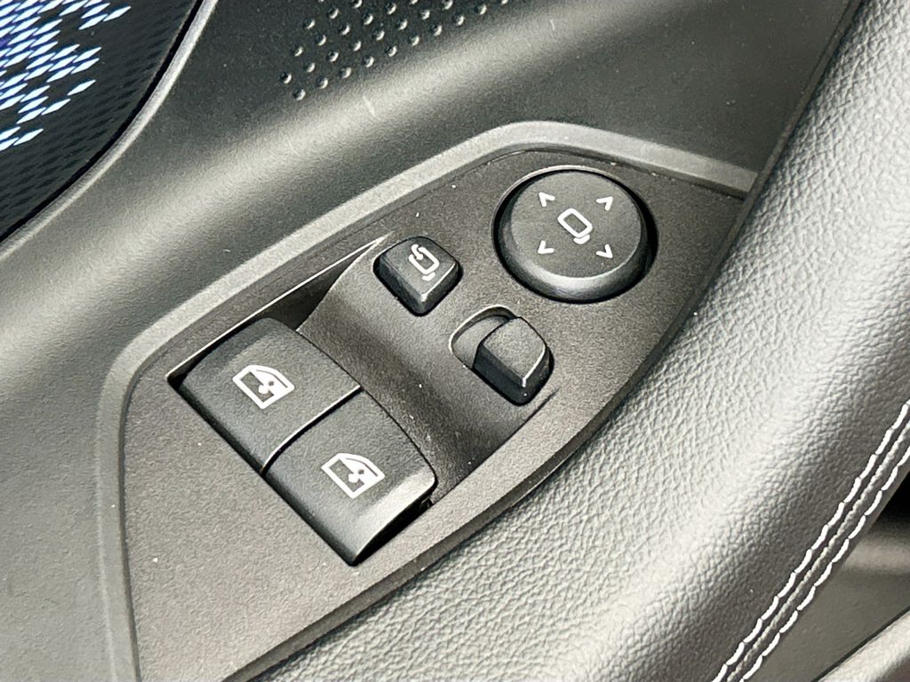 Thumbnail: 2026 BMW 2 Series - 22