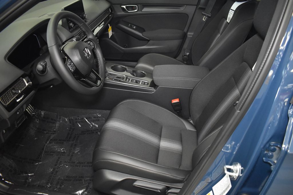 2025 Honda Civic Sport 19