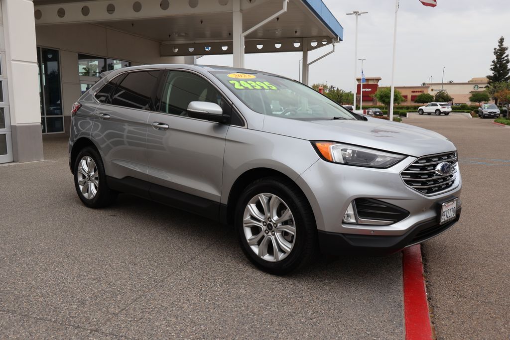 2023 Ford Edge Titanium 3