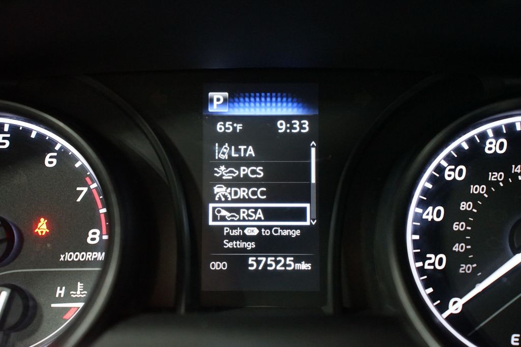 Thumbnail: 2024 Toyota Camry - 17