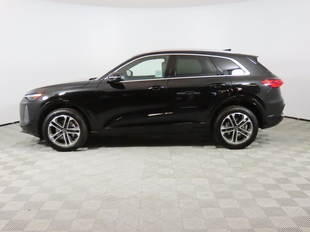 Thumbnail: 2025 Audi Q5 - 2