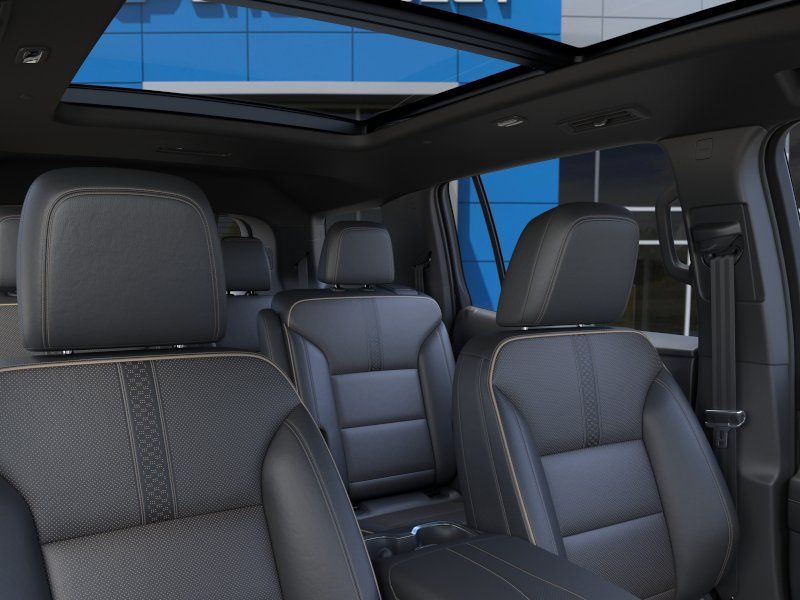 New 2026 Mosaic Black Metallic Chevrolet High Country image 23