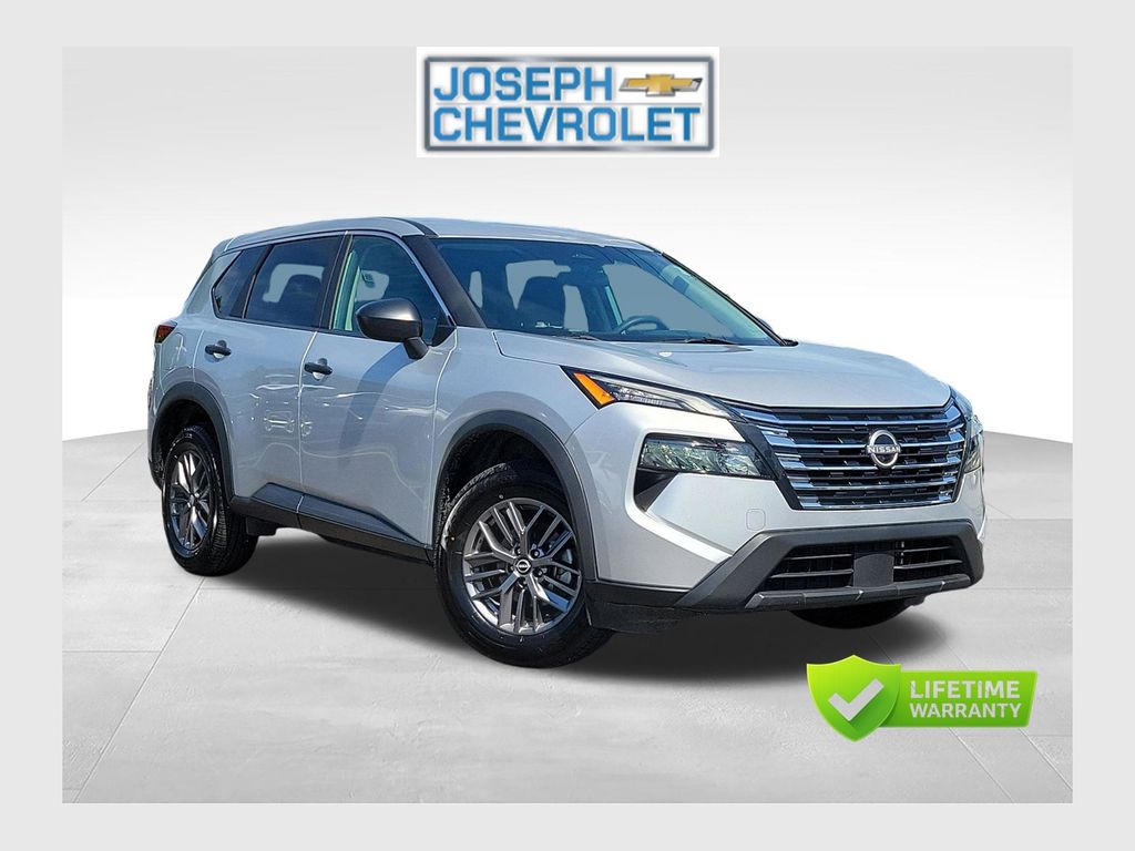 Brilliant Silver Metallic 2024 Nissan Rogue SUV / Crossover All-Wheel Drive Continuously Variable Transmission